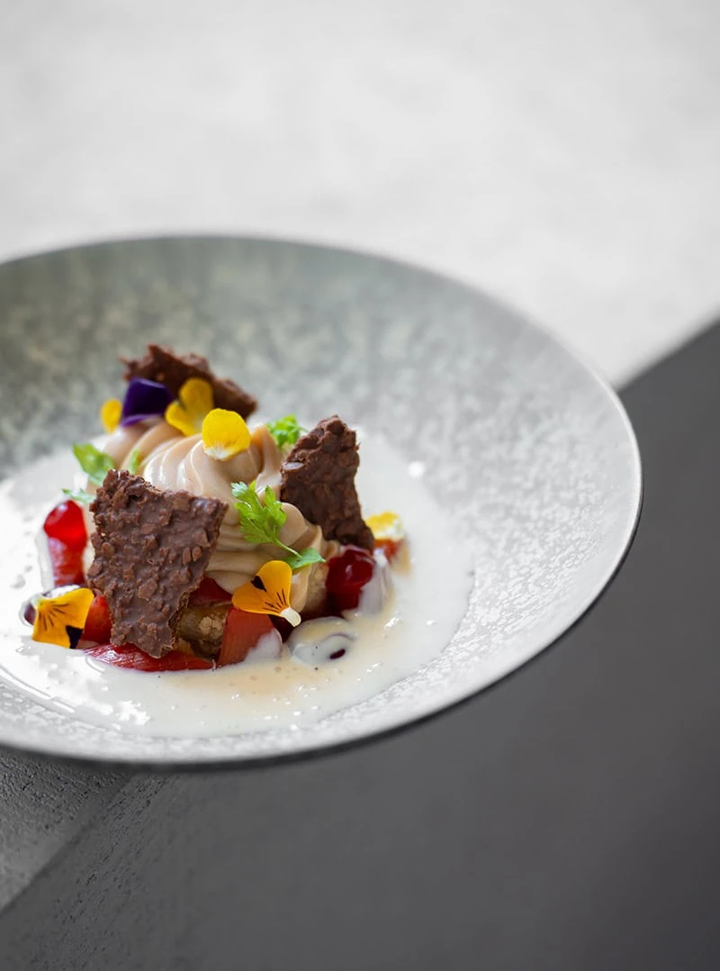 Must Bistro | Rabarbura